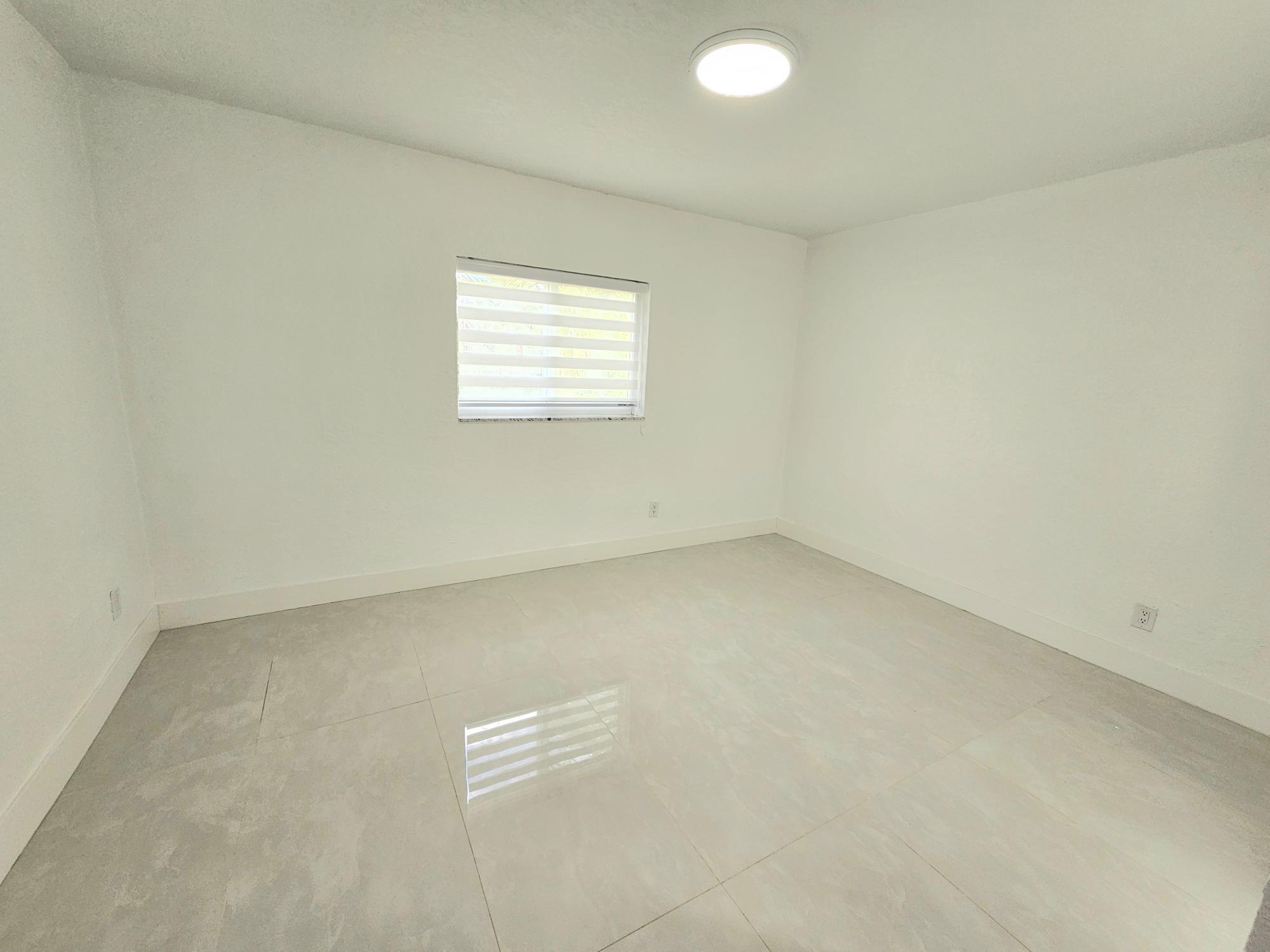 WESTWOOD COMMUNITY 3 - Residential Lease