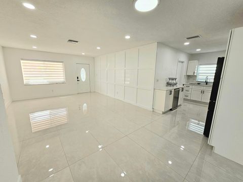 7304 Westwood Drive Tamarac FL 33321