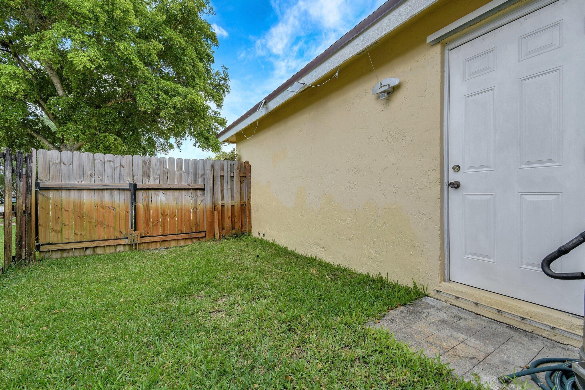 5340 SW 115th Avenue