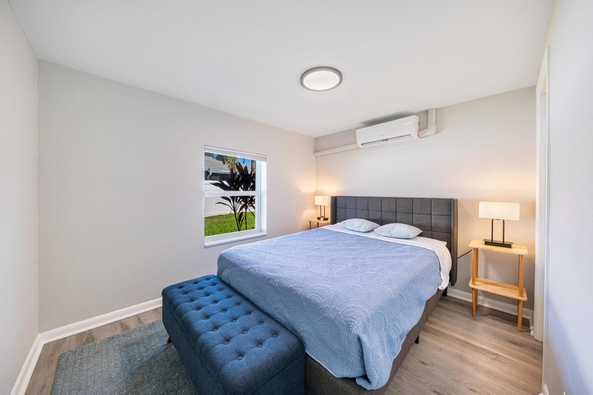 CARVER SQUARE - Residential Lease