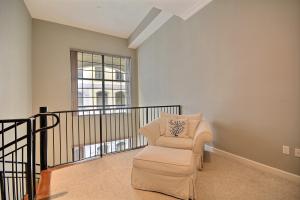 ONE CITY PLAZA CONDO - Residential Lease