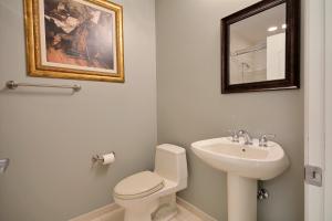 ONE CITY PLAZA CONDO - Residential Lease