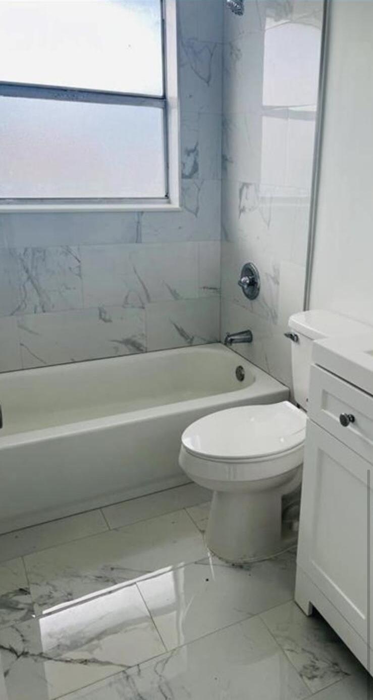 LAKEWOOD VILLAGE - Residential