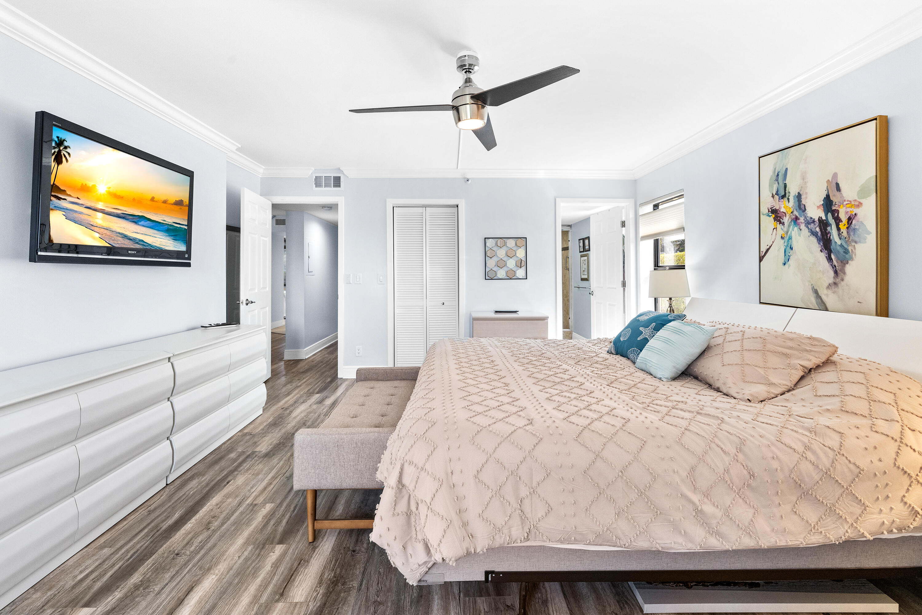 HUNTINGTON LAKES SEC THREE CONDOS - Residential