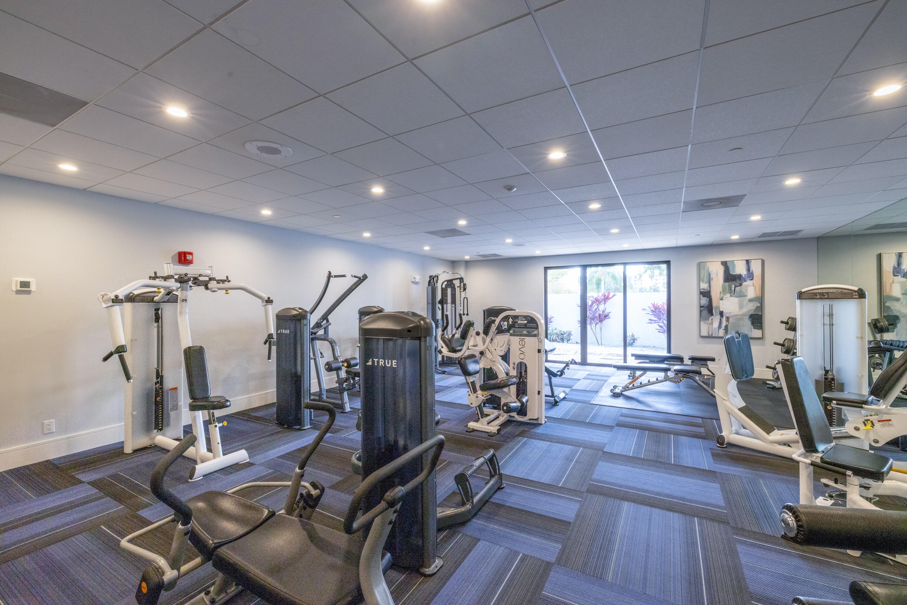 HUNTINGTON LAKES SEC THREE CONDOS - Residential