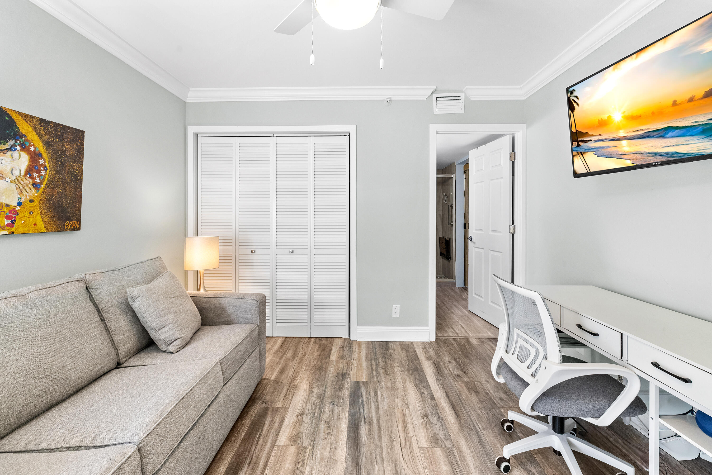 HUNTINGTON LAKES SEC THREE CONDOS - Residential