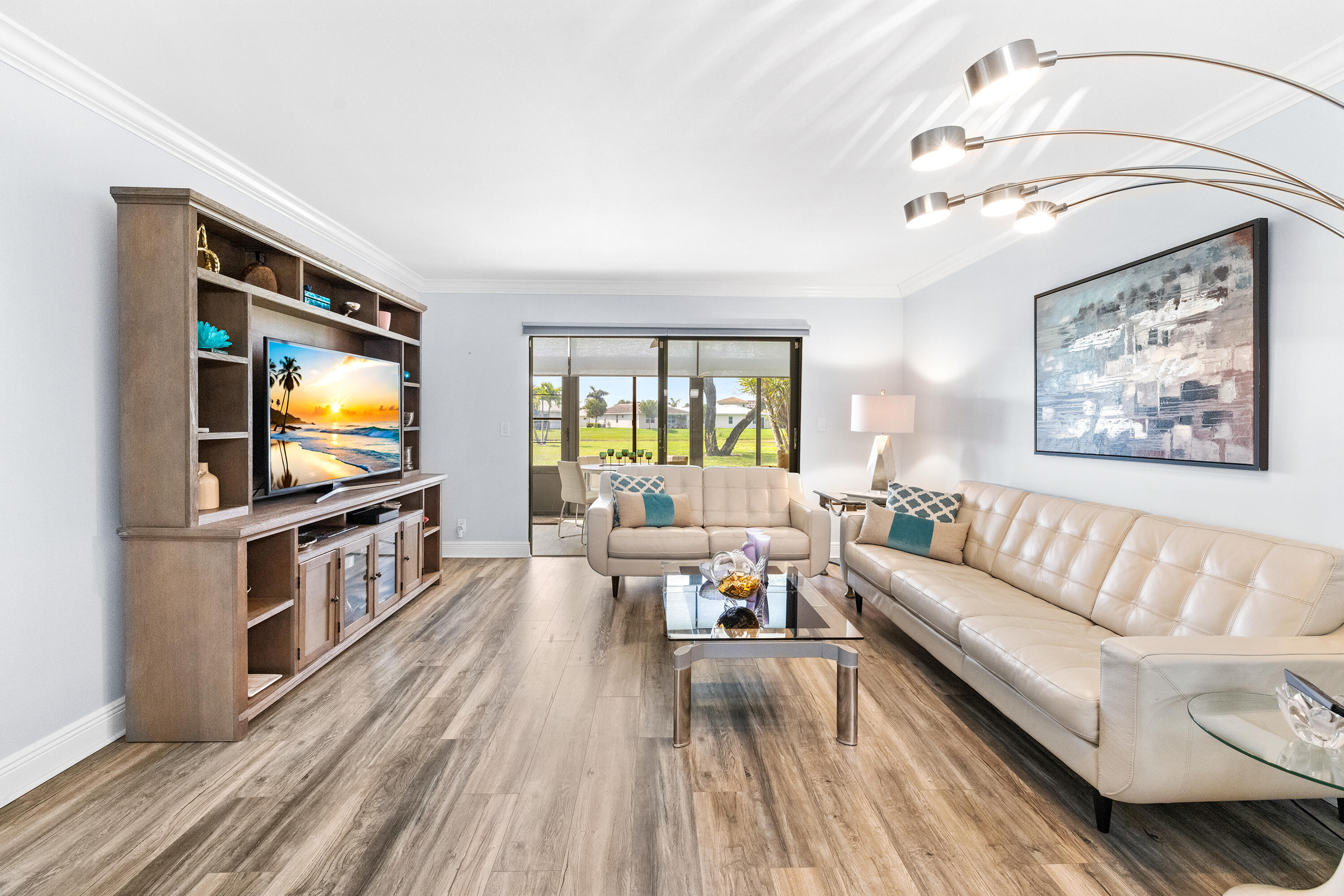 HUNTINGTON LAKES SEC THREE CONDOS - Residential