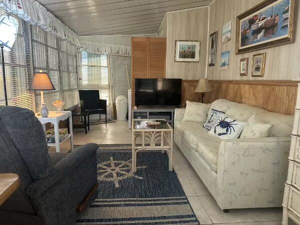 HOLIDAY OUT AT ST LUCIE SECTION B - Residential