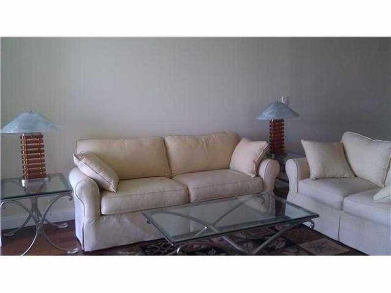 PALM-AIRE C C APTS 42 CON - Residential Lease