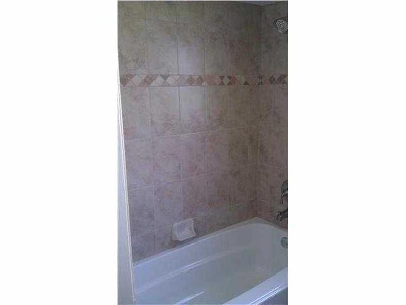 PALM-AIRE C C APTS 42 CON - Residential Lease