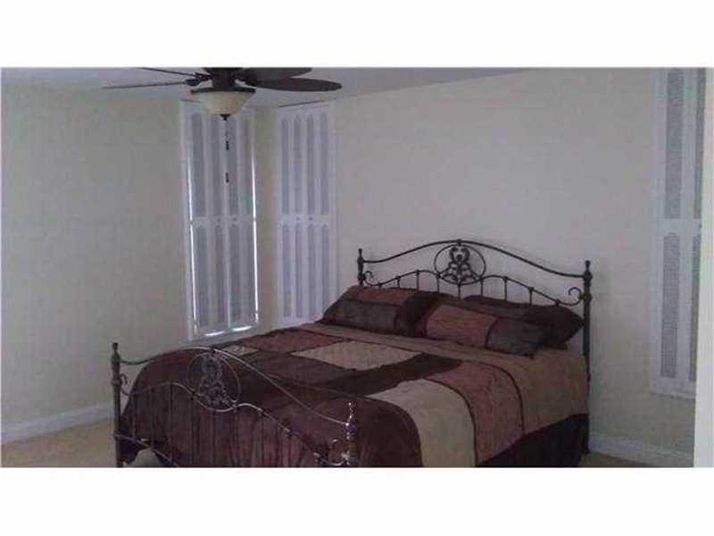 PALM-AIRE C C APTS 42 CON - Residential Lease