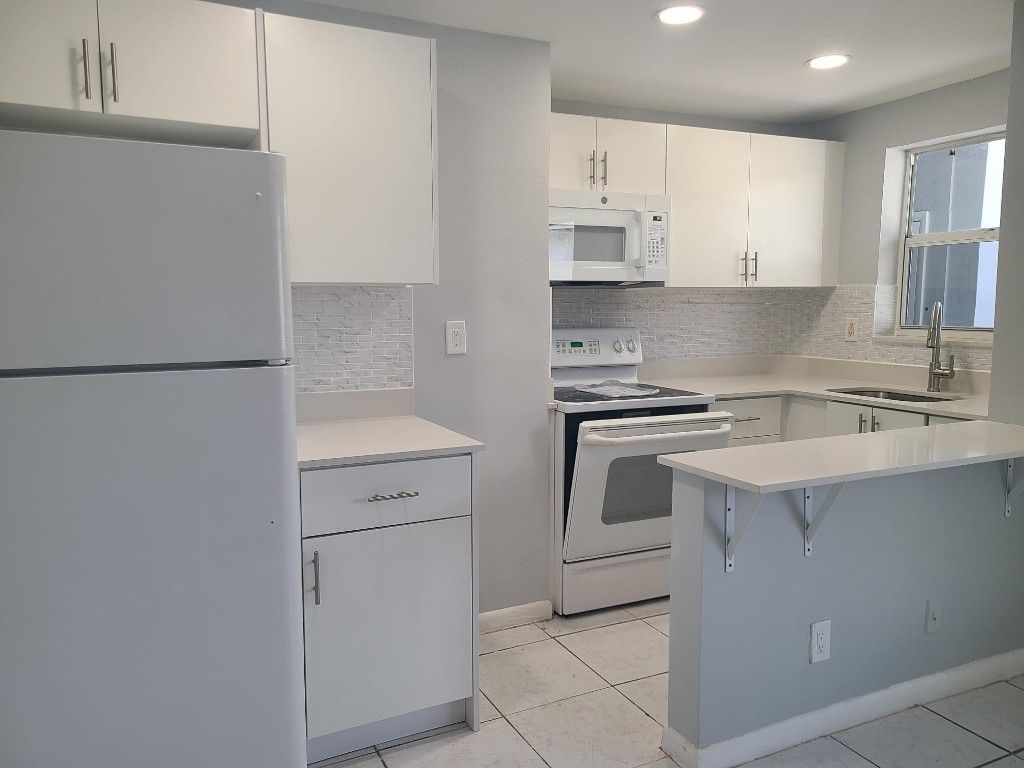 Photo of 1826 Johnson Street #103, Hollywood, FL 33020 (MLS # F10548623)