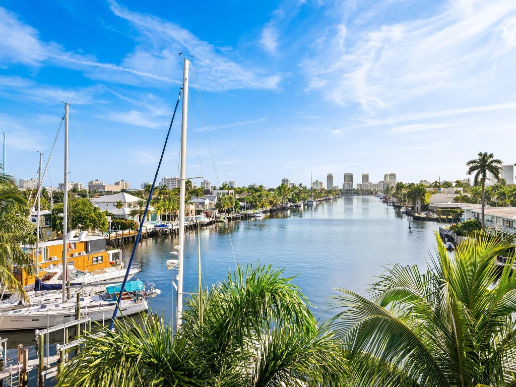 Aria At Las Olas Condo - Residential Lease