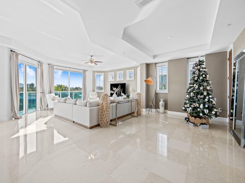 Aria At Las Olas Condo - Residential Lease