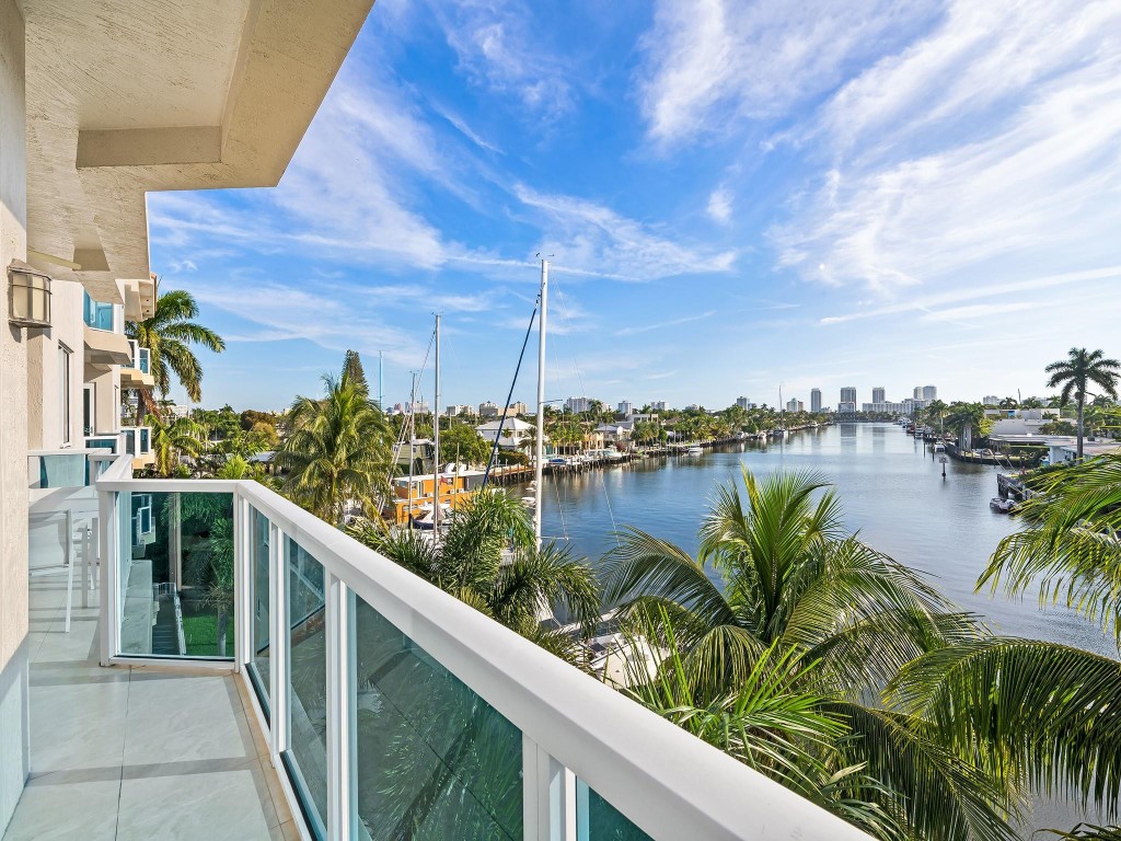 Aria At Las Olas Condo - Residential Lease