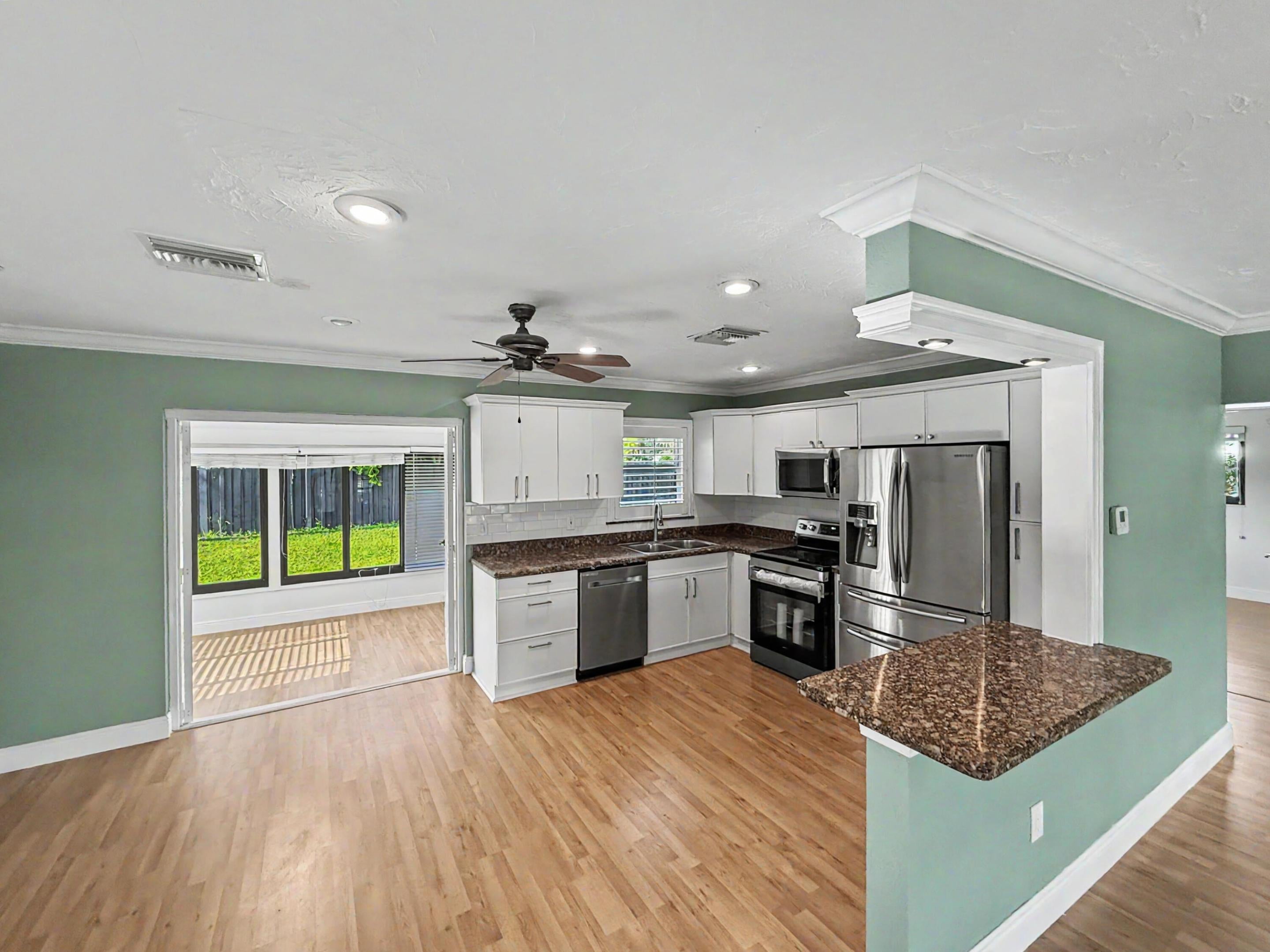 150 SE 5TH Court