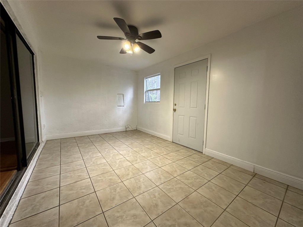 The Courts Of Inverrary P - Residential Lease