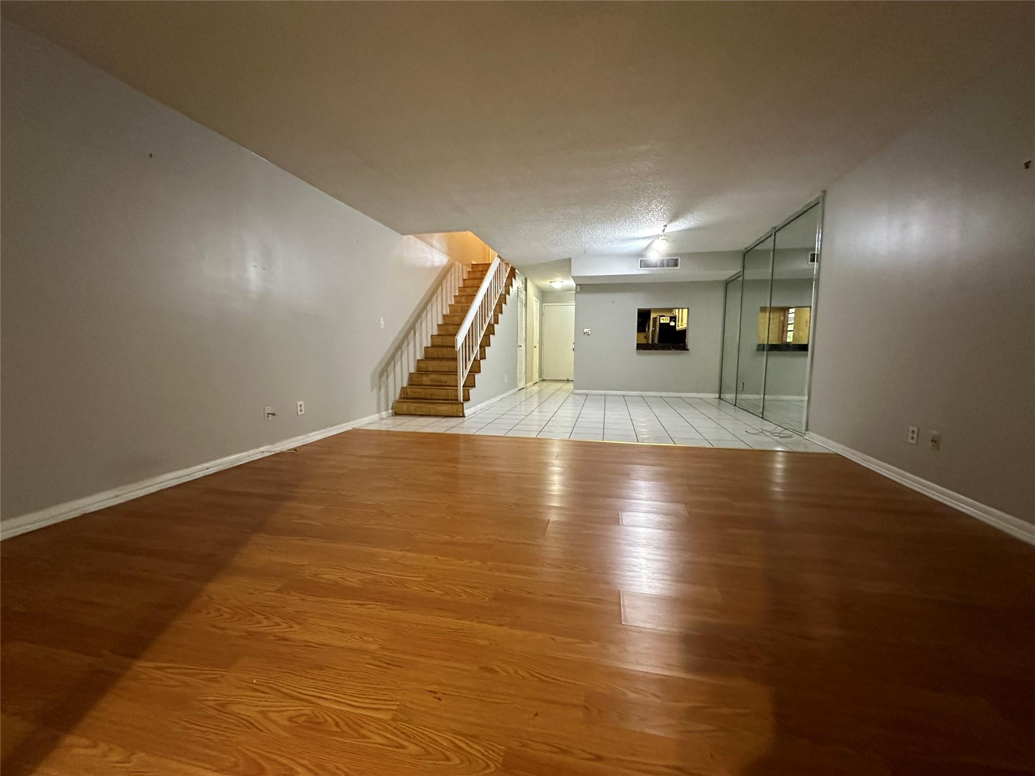 The Courts Of Inverrary P - Residential Lease