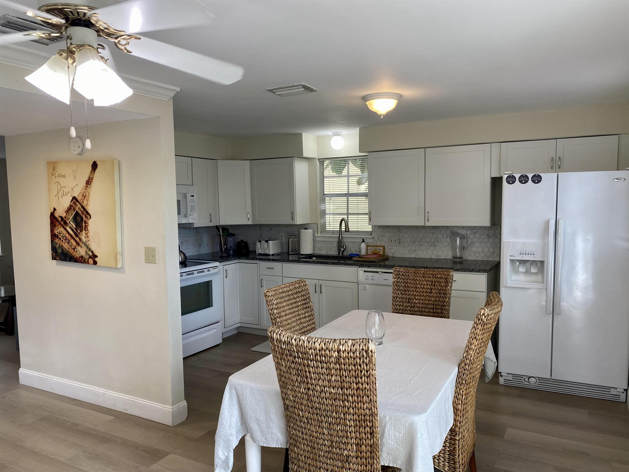 GEORGIAN COURTS AT WELLIN - Residential Lease