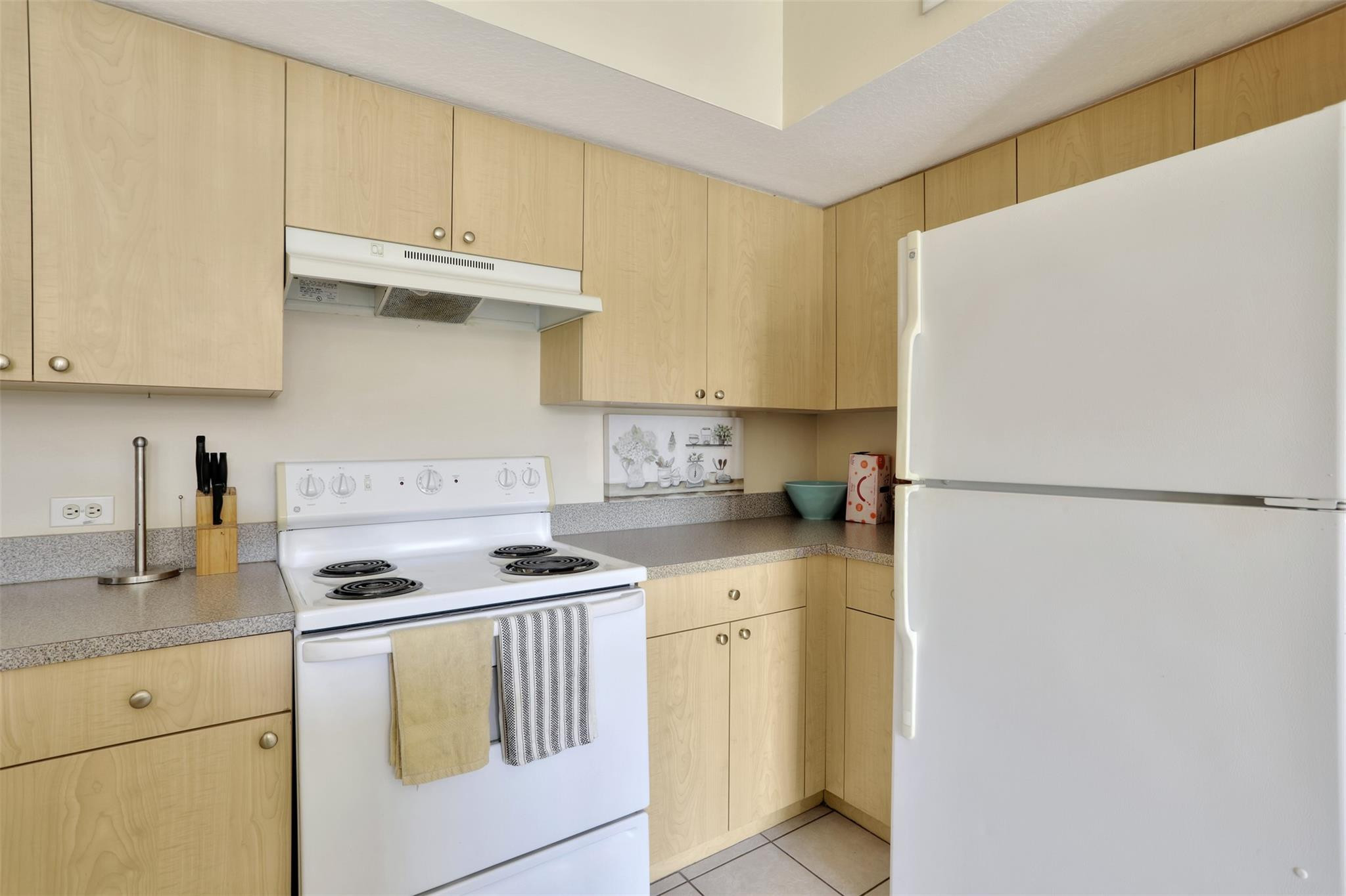 VILLA DEL SOL CONDO - Residential Lease