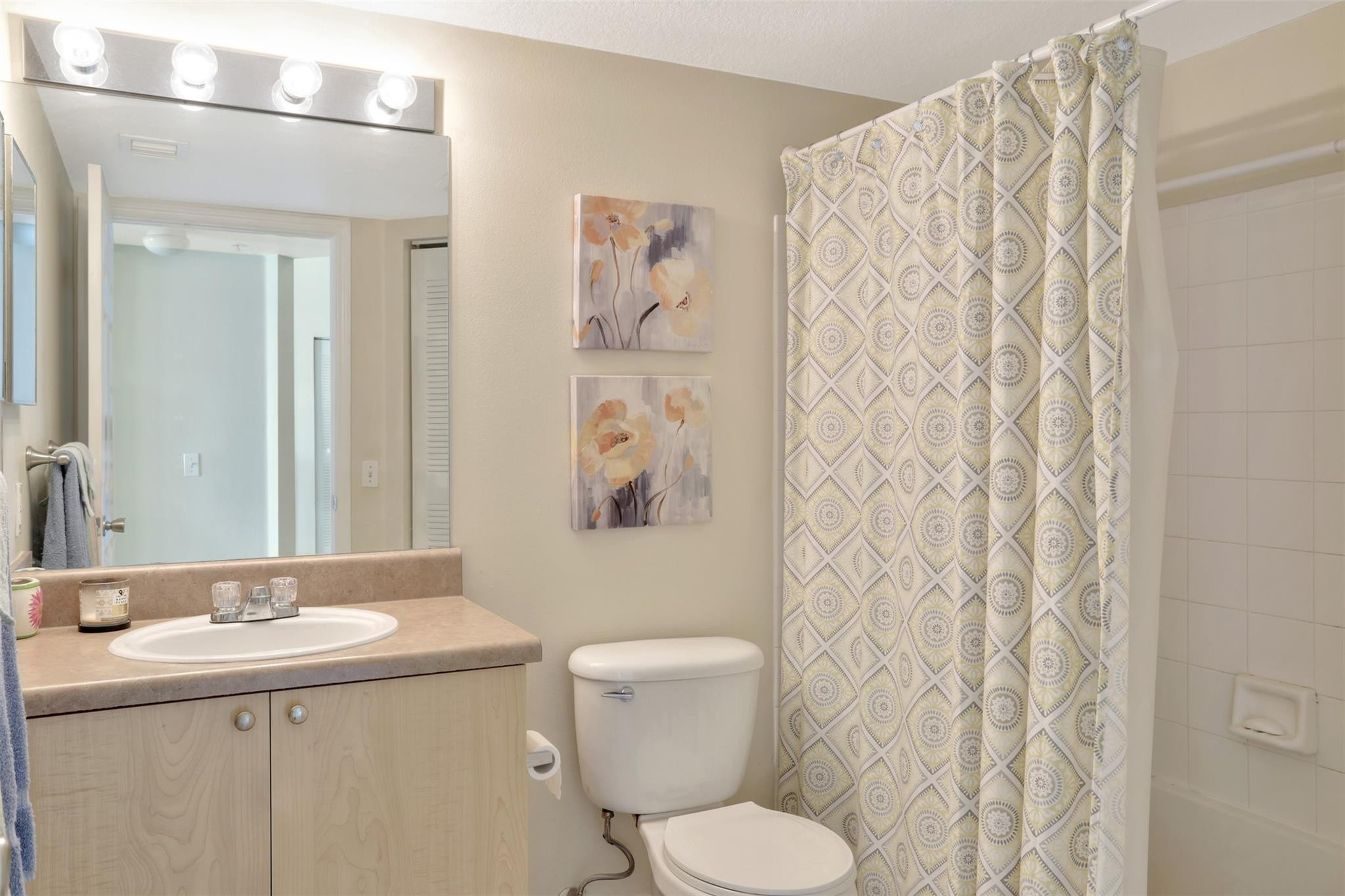 VILLA DEL SOL CONDO - Residential Lease