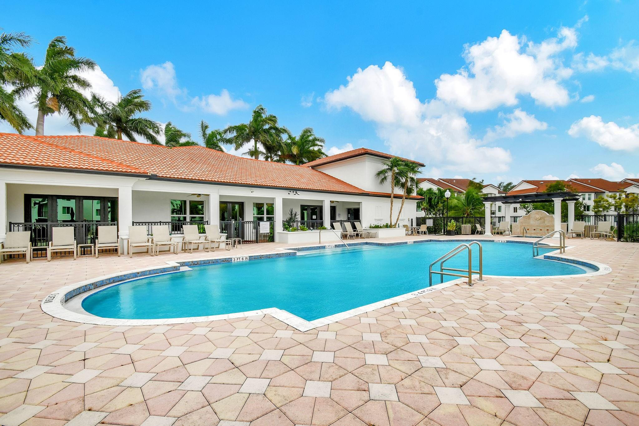 VILLA DEL SOL CONDO - Residential Lease