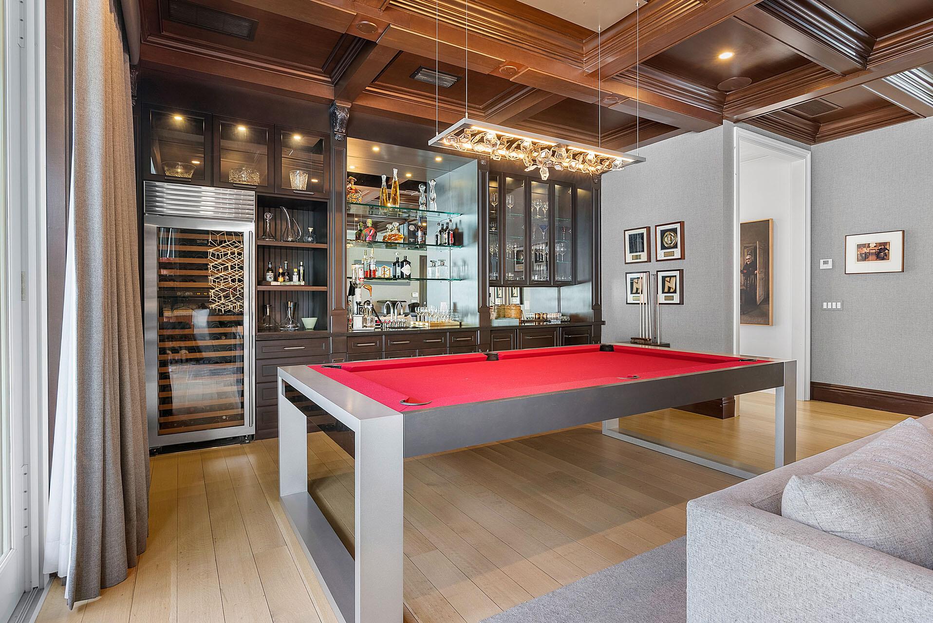 ROYAL PALM YACHT & COUNTR - Residential