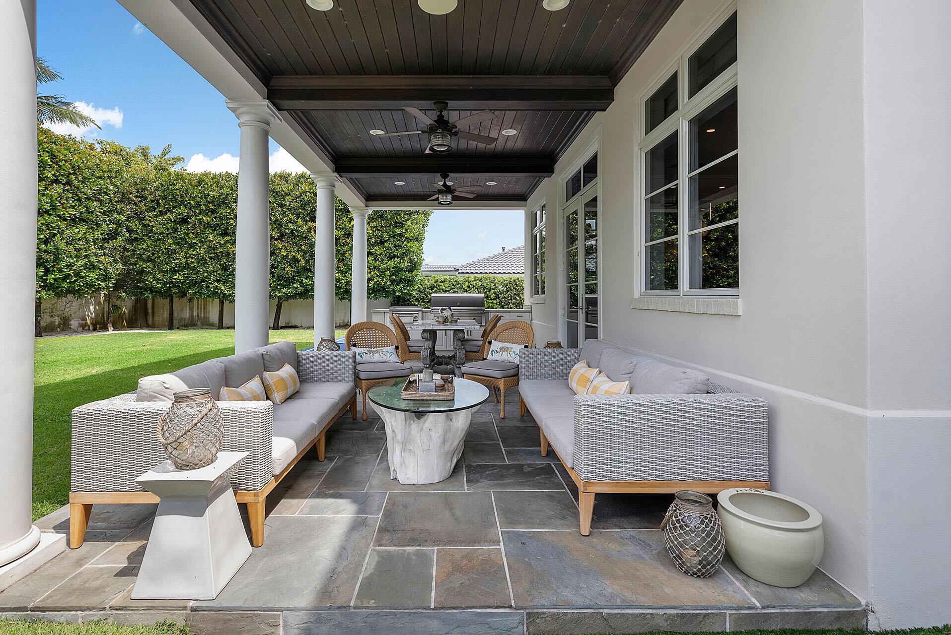 ROYAL PALM YACHT & COUNTR - Residential