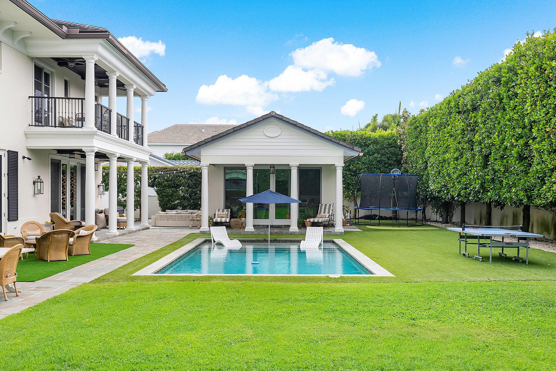 ROYAL PALM YACHT & COUNTR - Residential