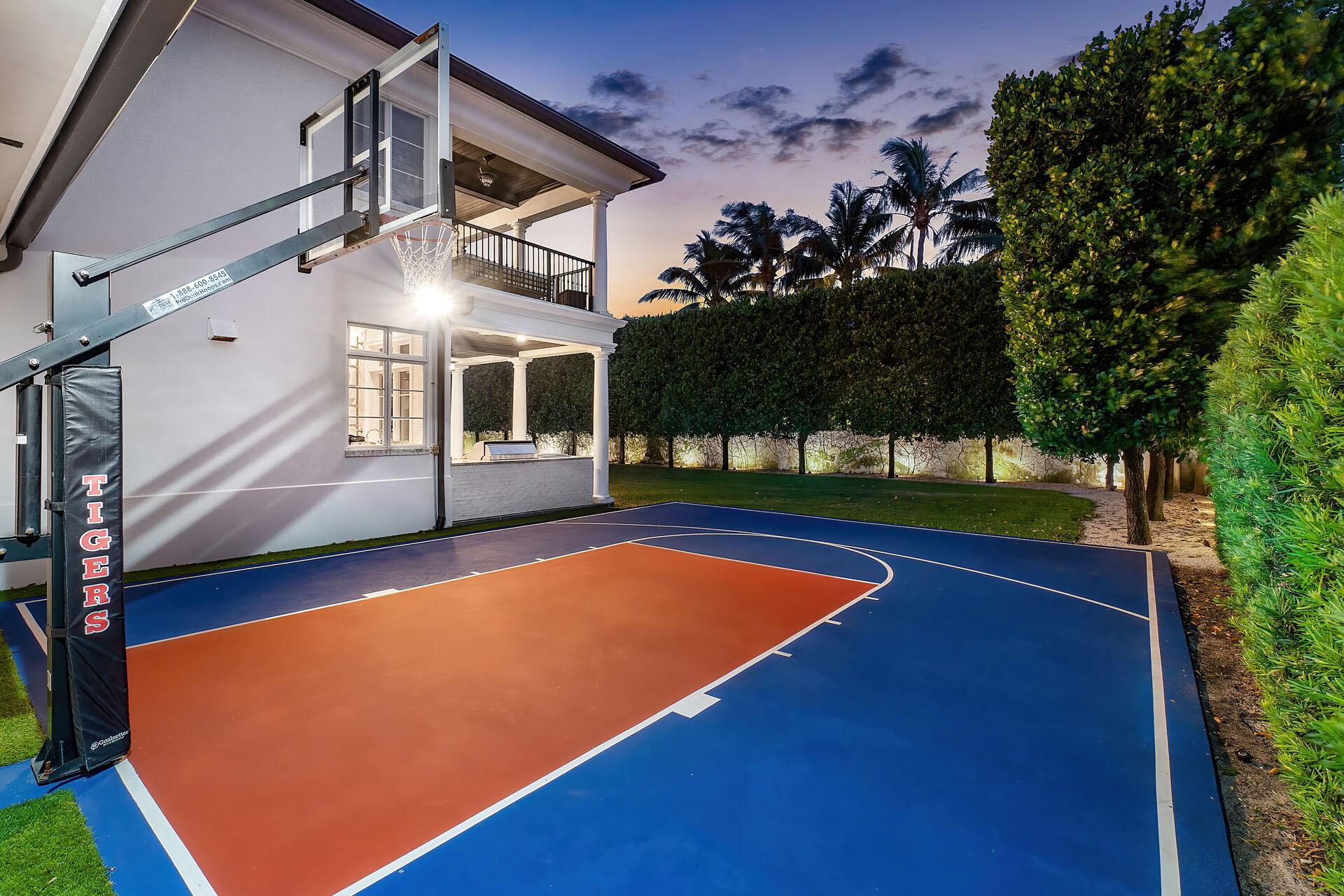 ROYAL PALM YACHT & COUNTR - Residential