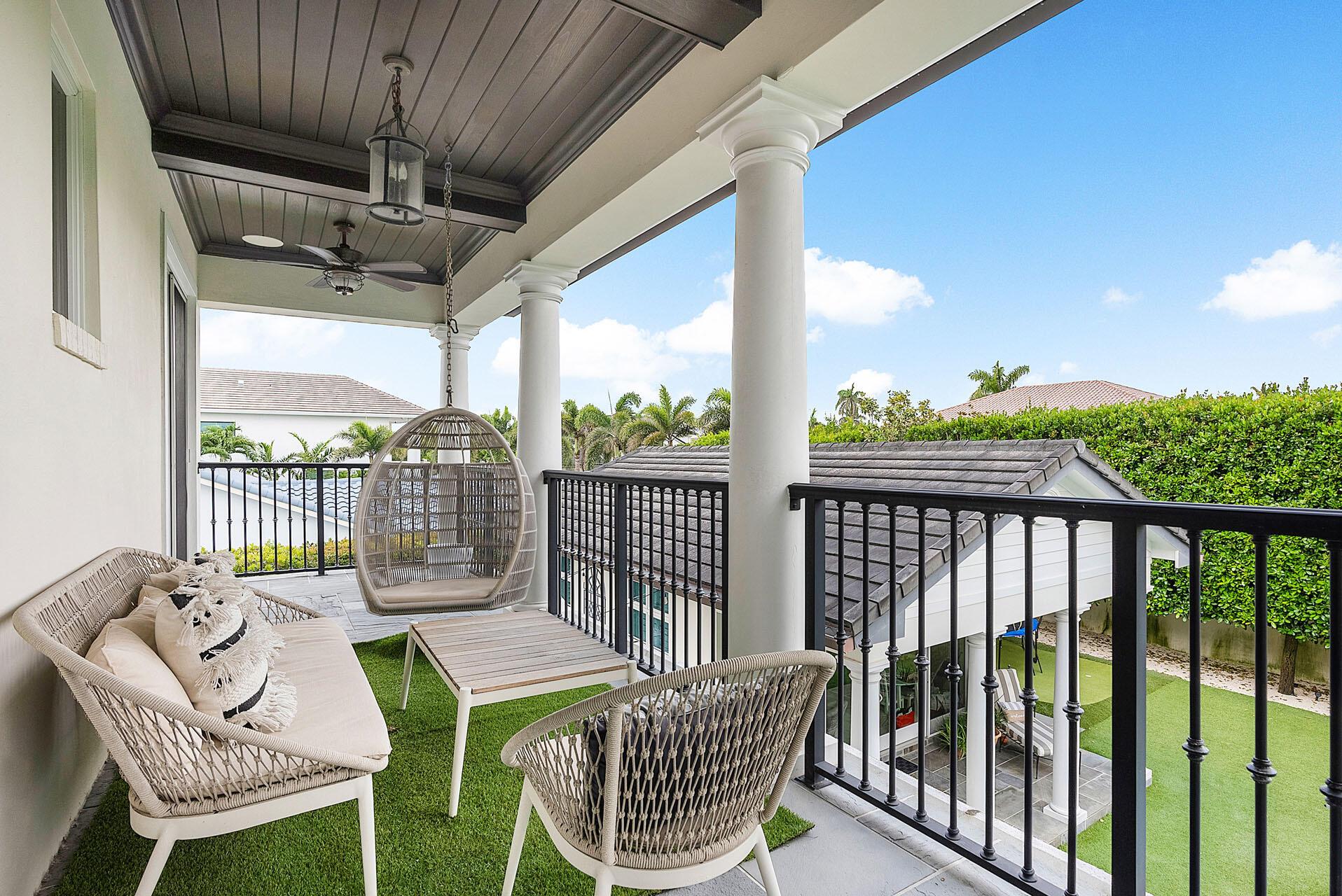 ROYAL PALM YACHT & COUNTR - Residential