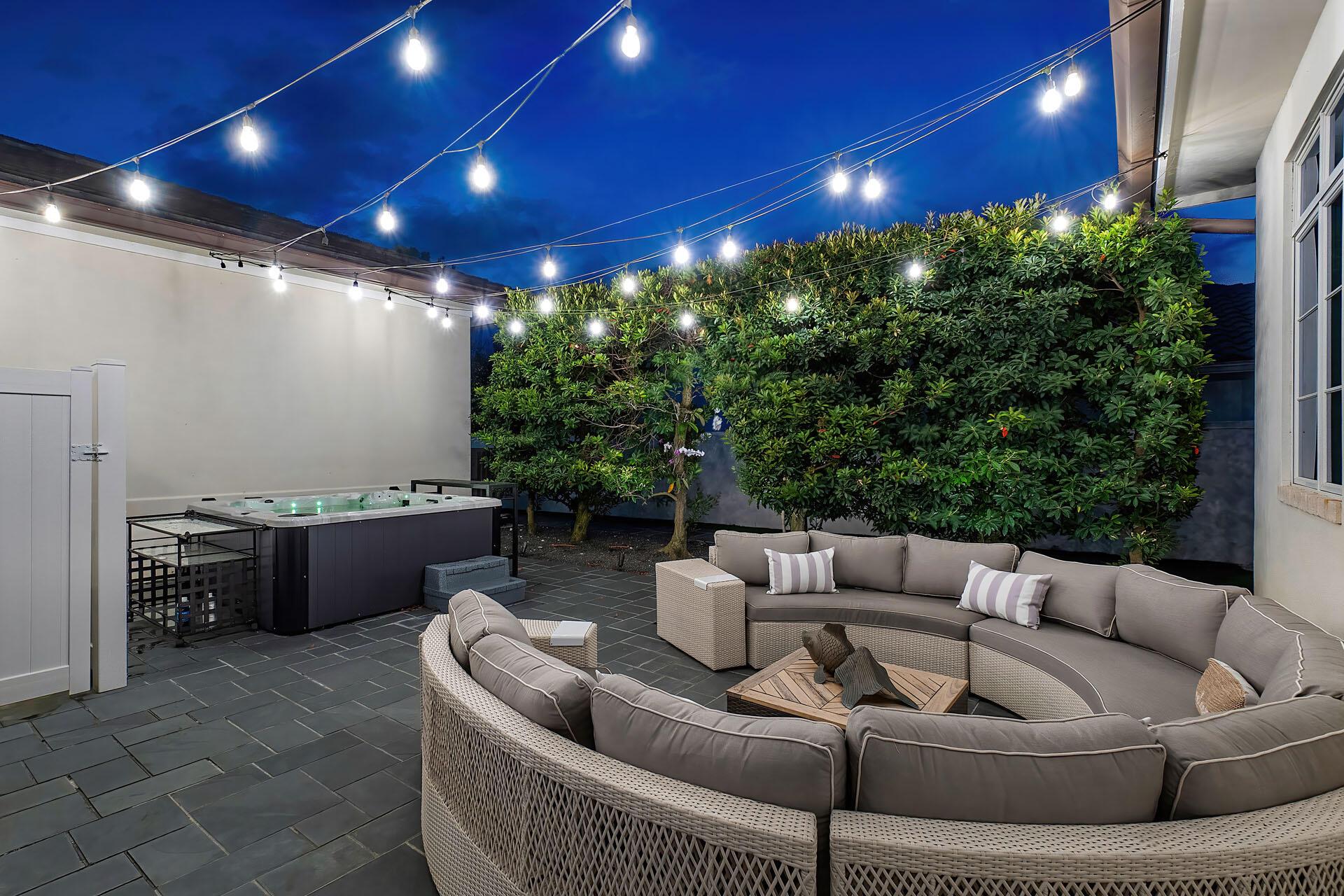 ROYAL PALM YACHT & COUNTR - Residential