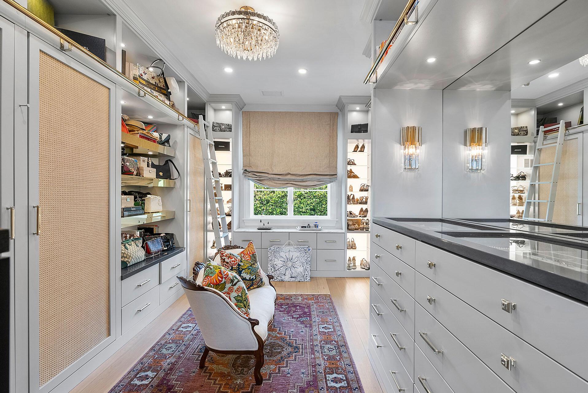 ROYAL PALM YACHT & COUNTR - Residential