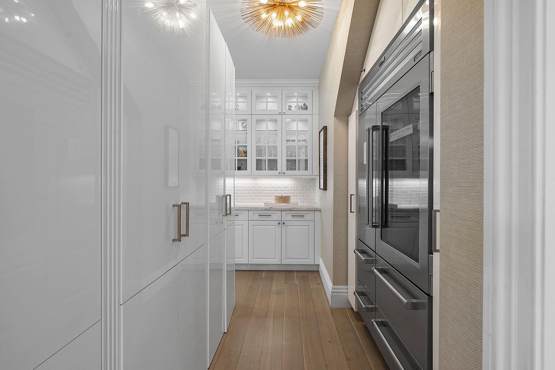 ROYAL PALM YACHT & COUNTR - Residential