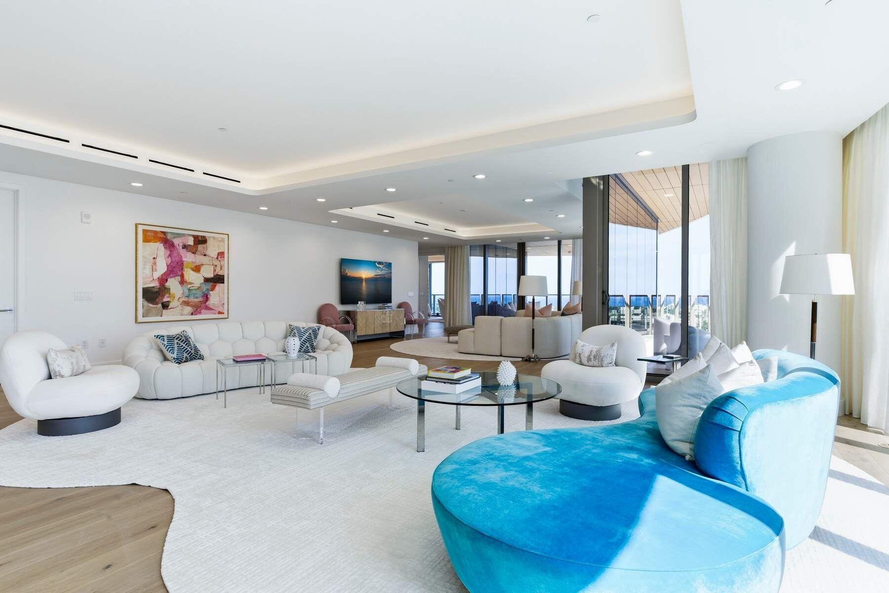 FORTE RESIDENCES CONDO - Residential