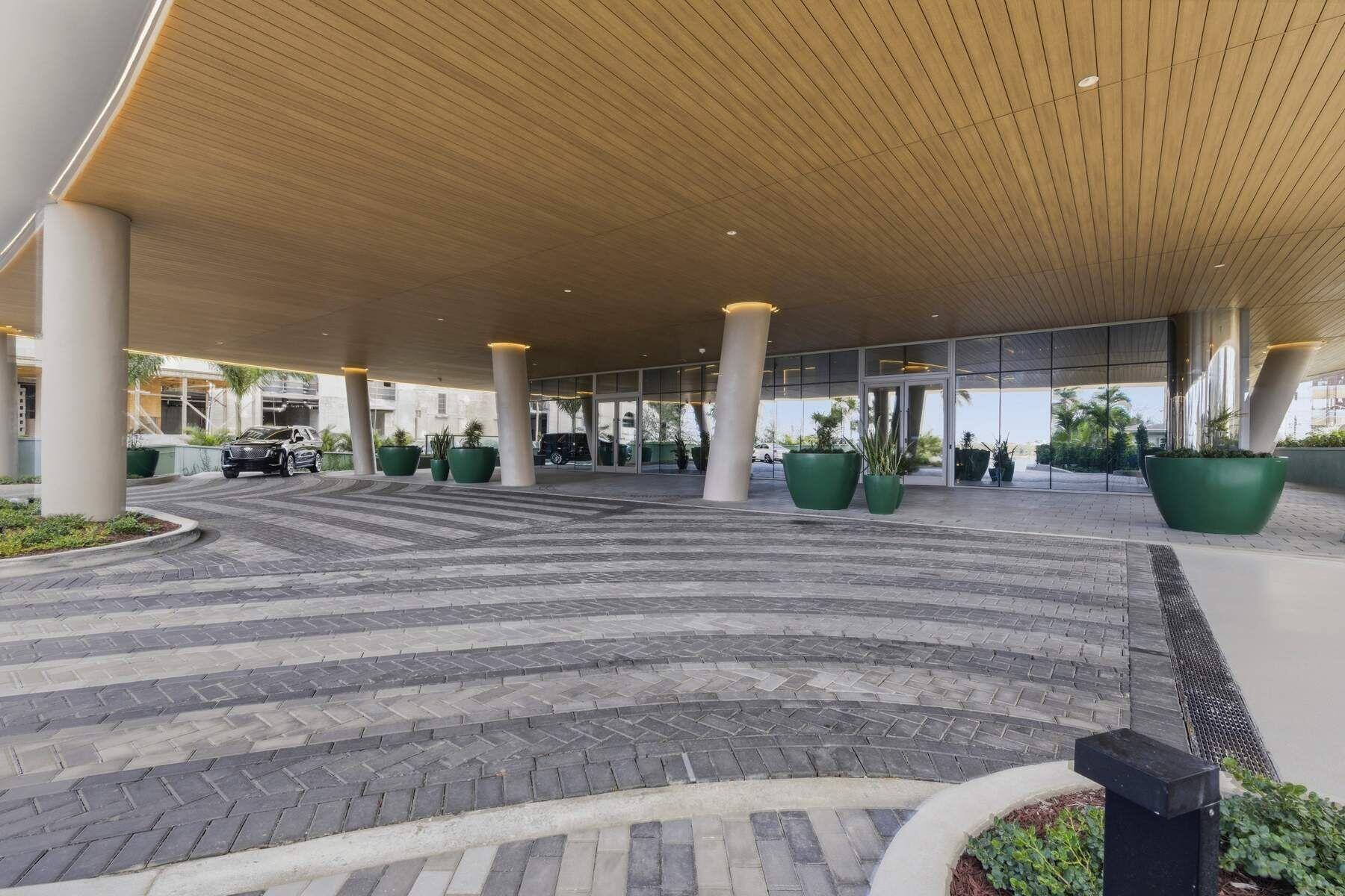 FORTE RESIDENCES CONDO - Residential