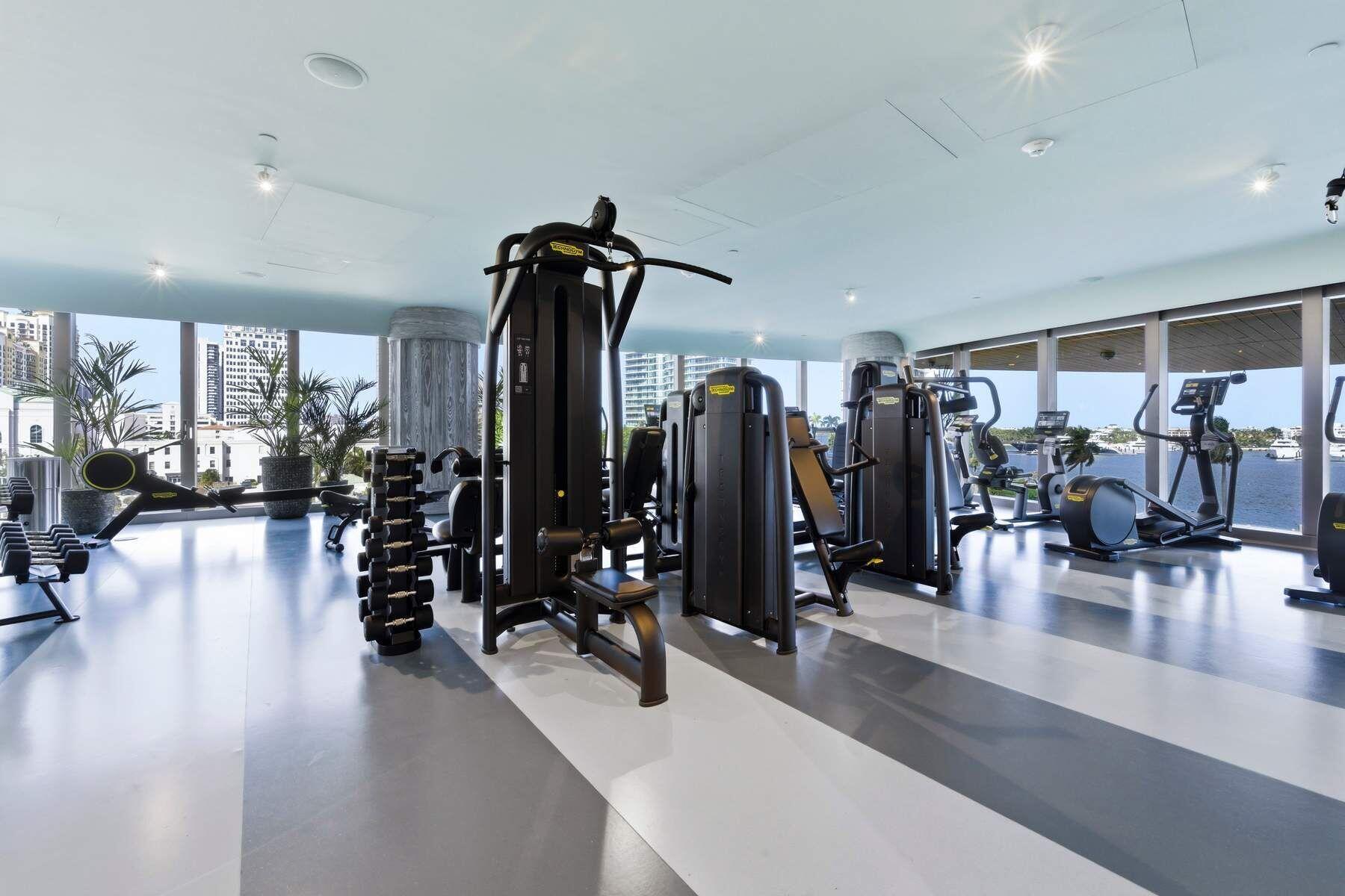 FORTE RESIDENCES CONDO - Residential