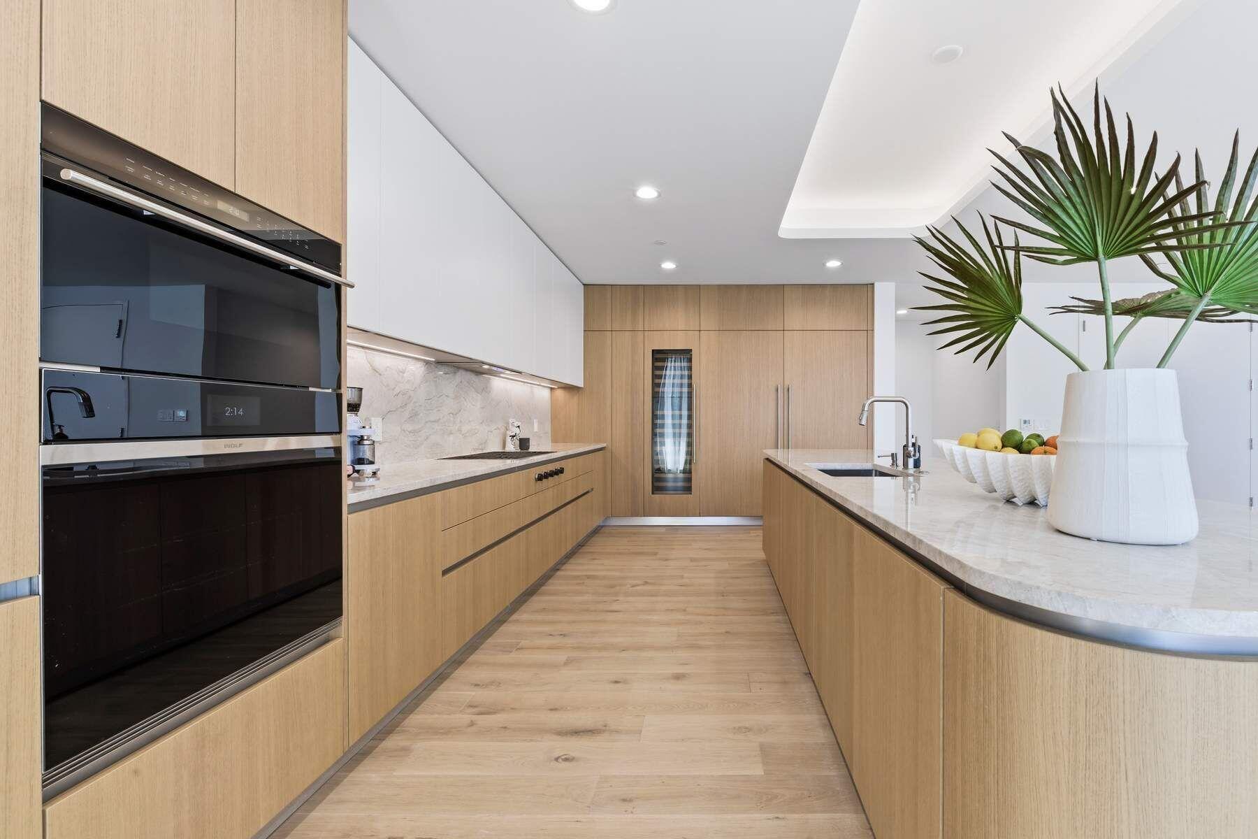 FORTE RESIDENCES CONDO - Residential