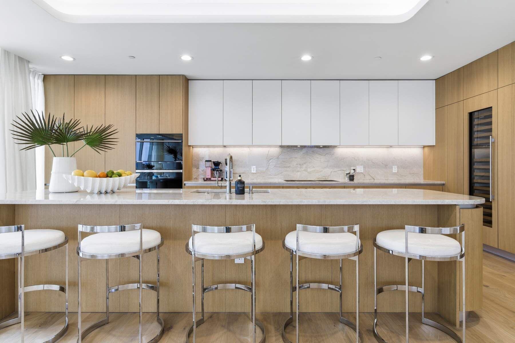 FORTE RESIDENCES CONDO - Residential