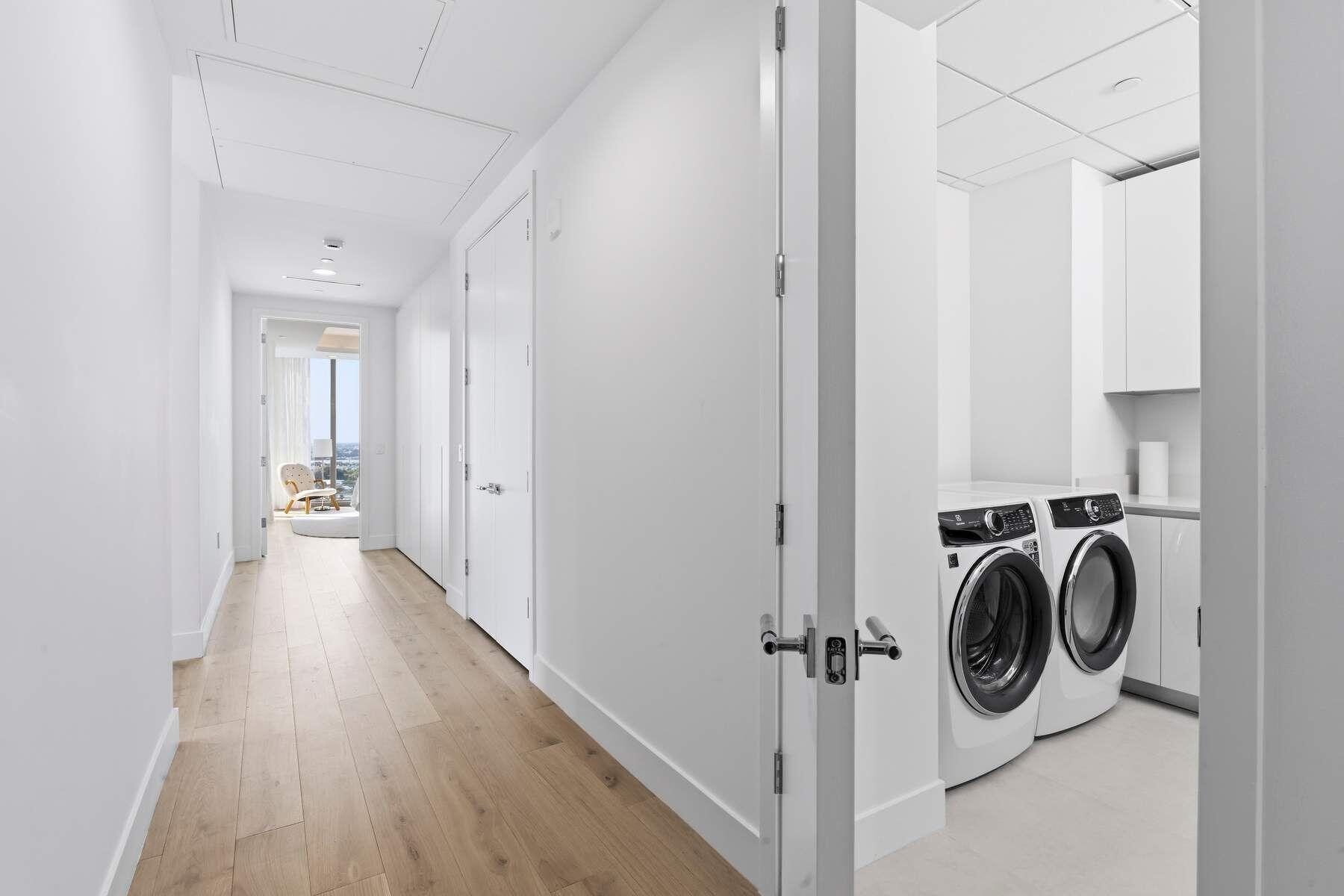 FORTE RESIDENCES CONDO - Residential