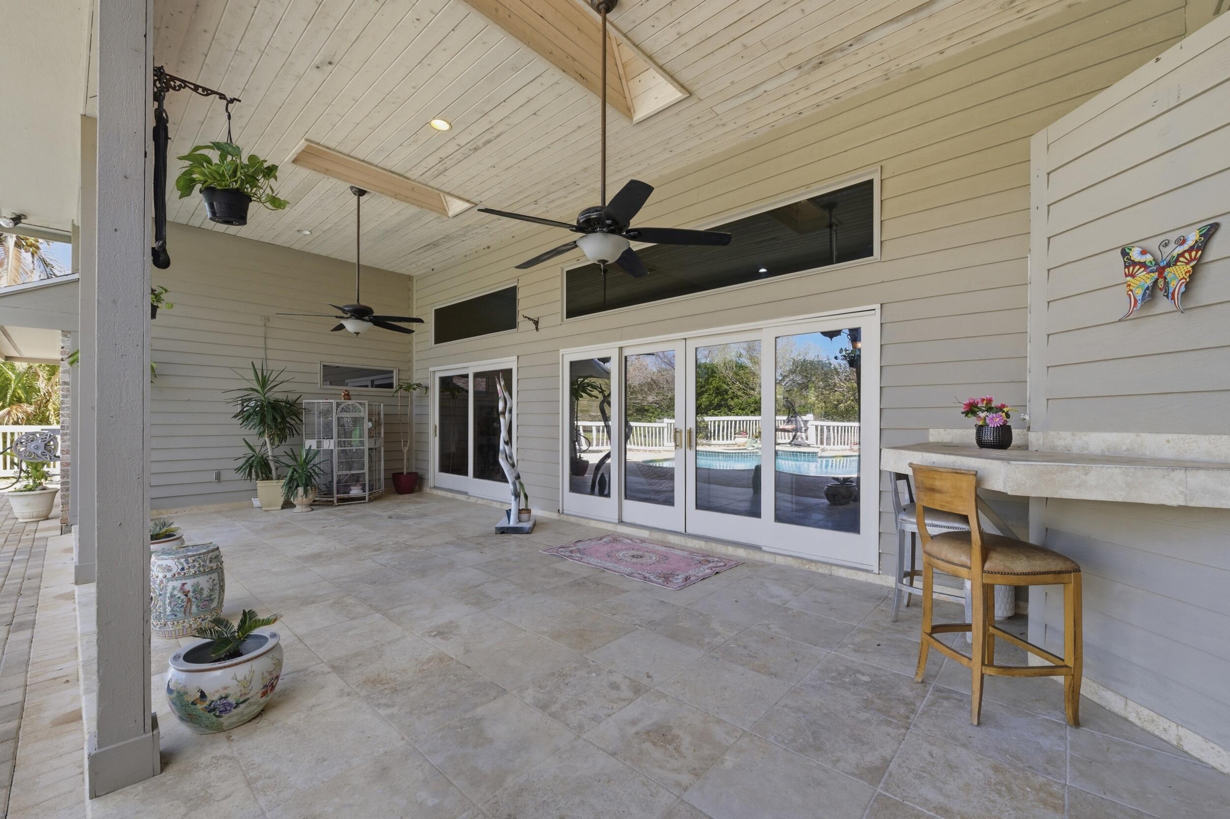 LAKERIDGE - Residential