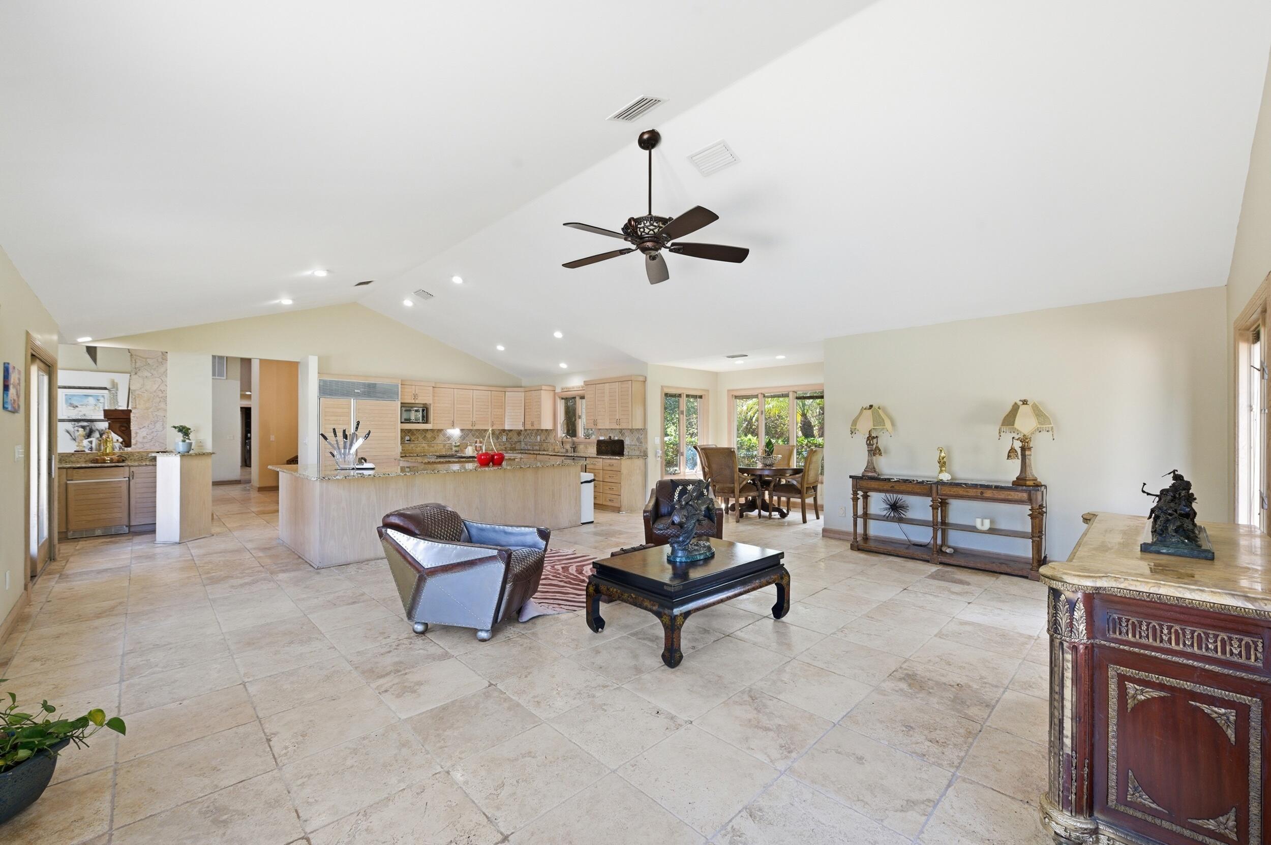 LAKERIDGE - Residential