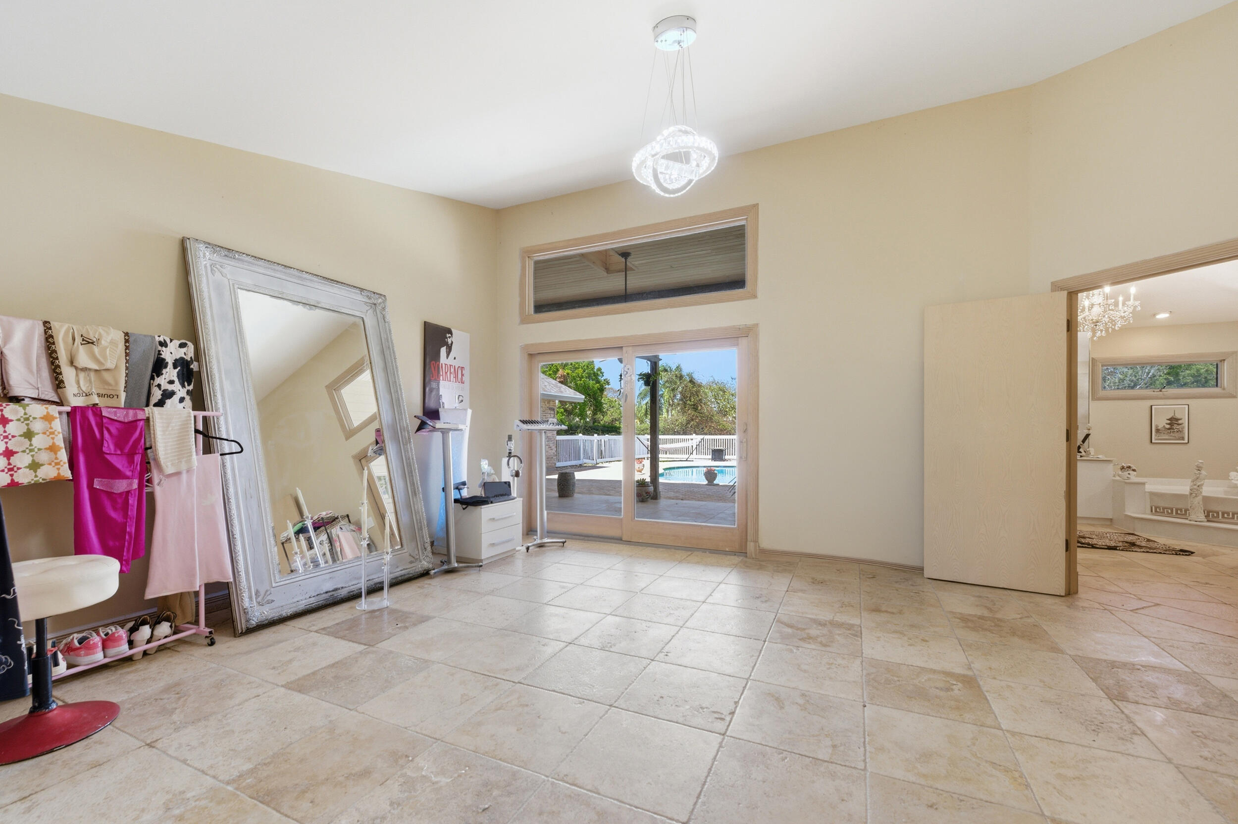 LAKERIDGE - Residential