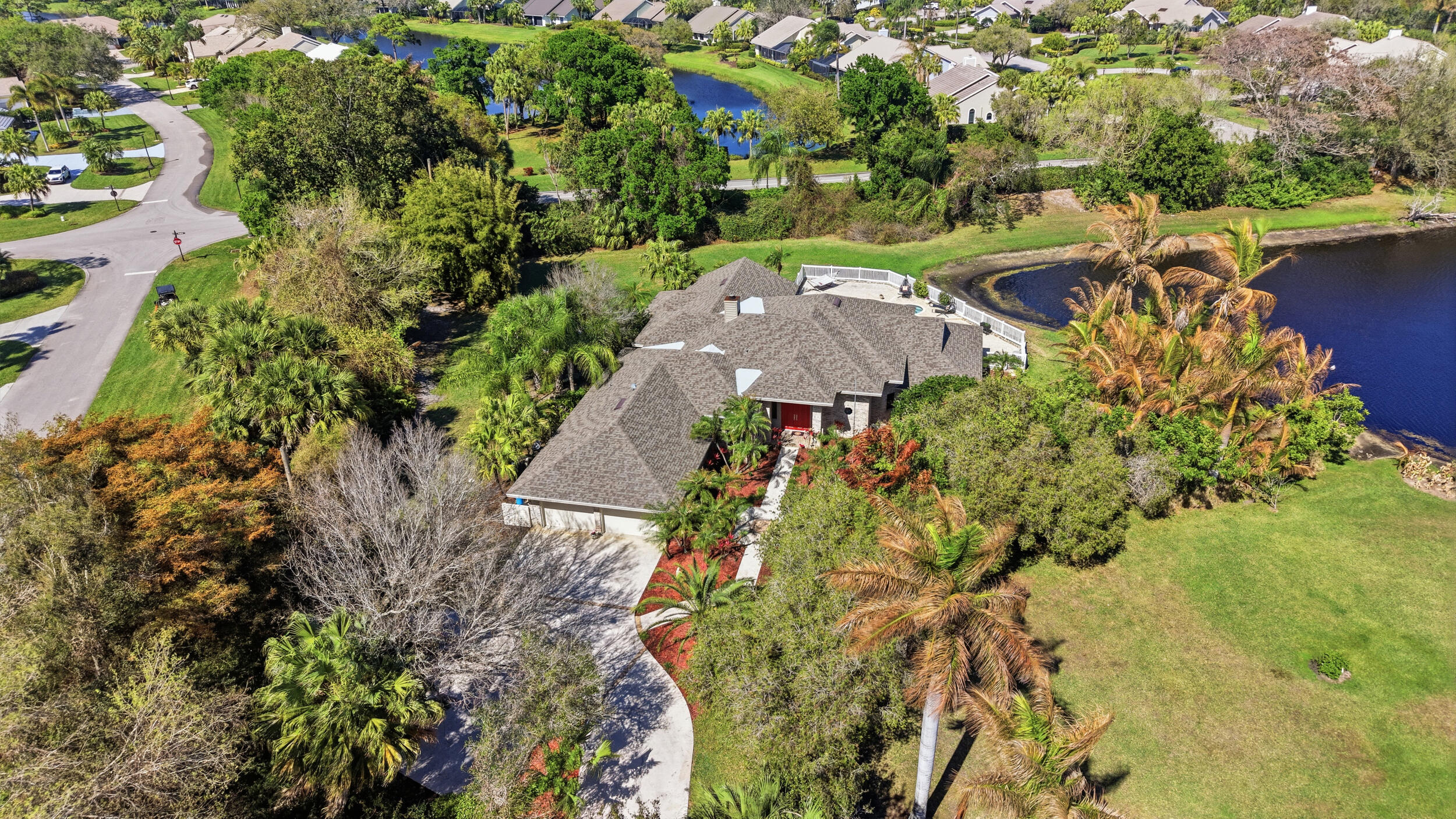 LAKERIDGE - Residential