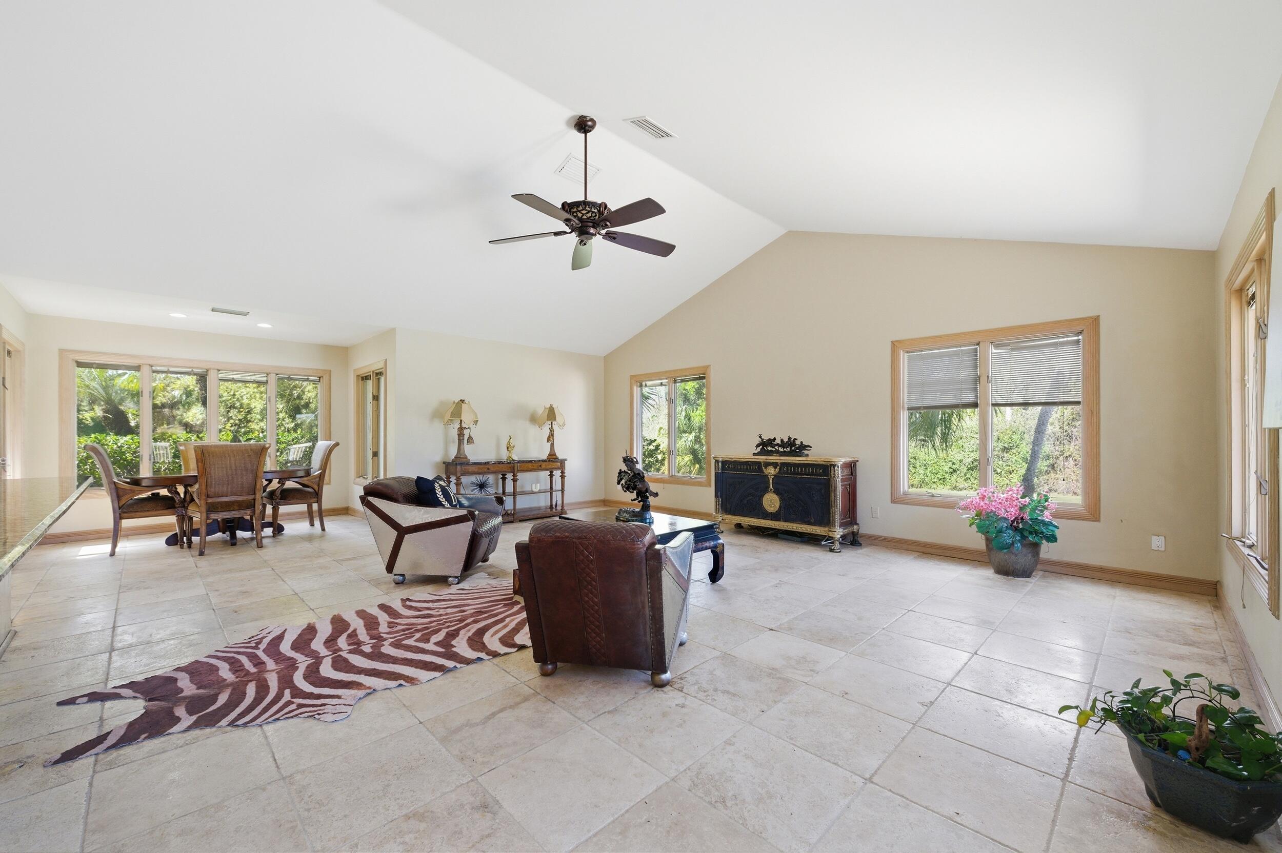 LAKERIDGE - Residential