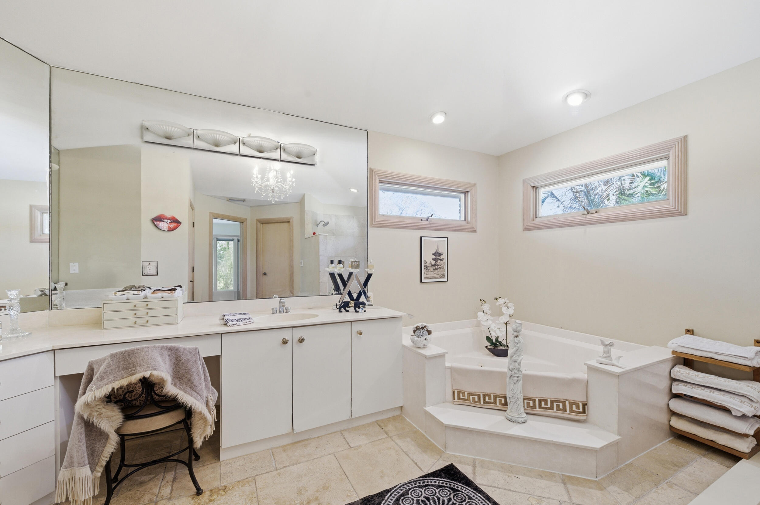 LAKERIDGE - Residential