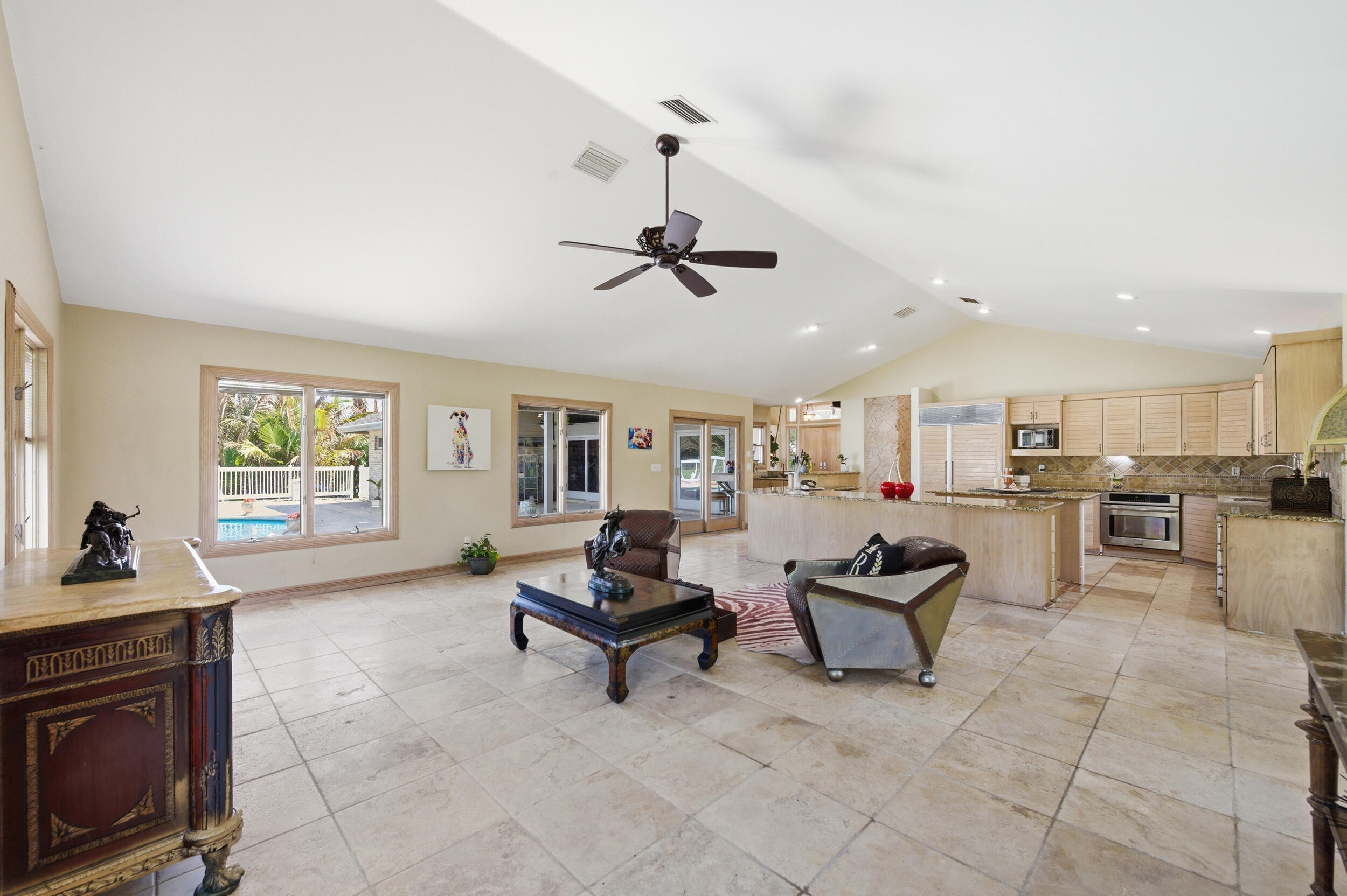 LAKERIDGE - Residential