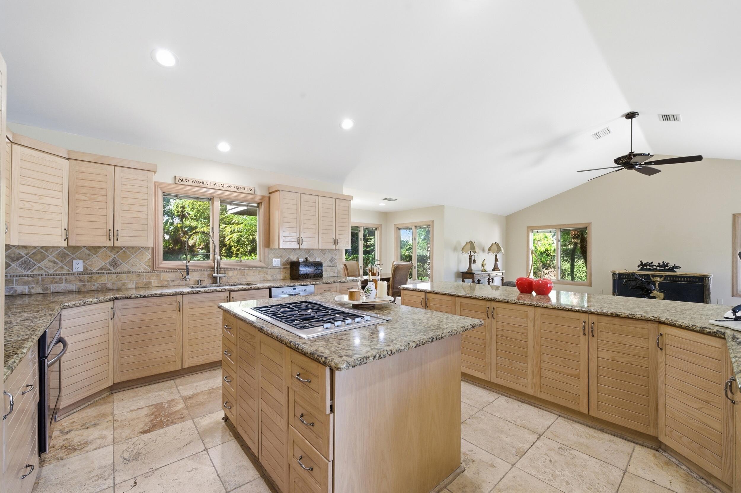 LAKERIDGE - Residential