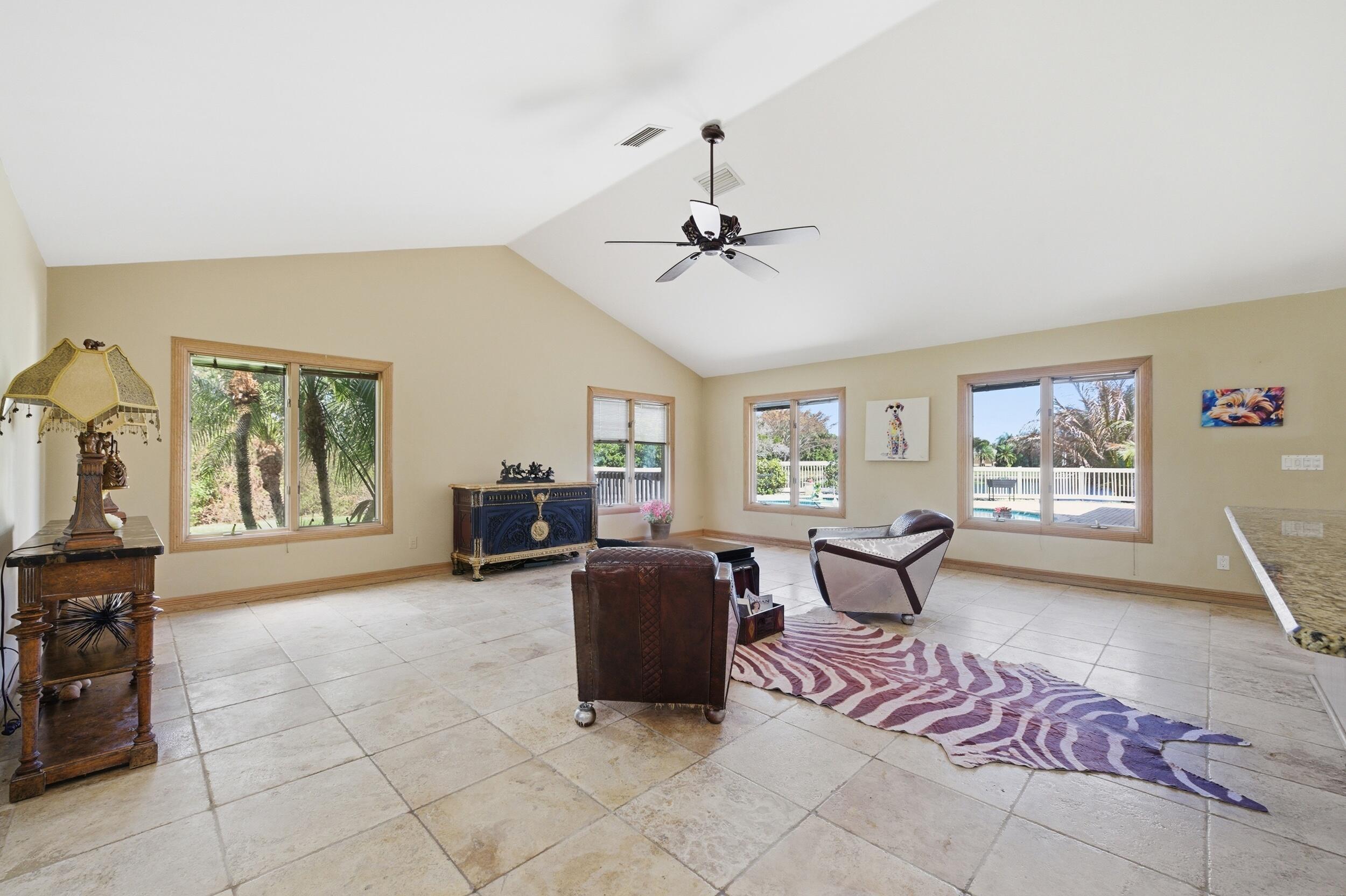 LAKERIDGE - Residential