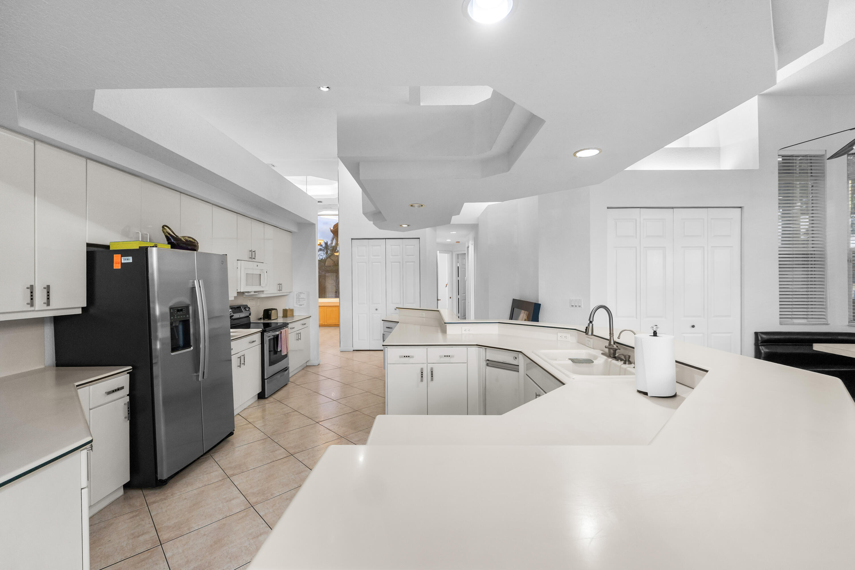 MEADOW RUN WEST - Residential